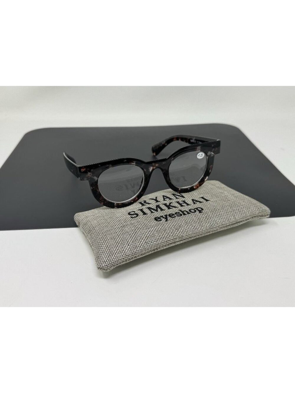 Ryan Simkhai Eyeshop R-9023 C1 Readers +1.50  Reading Glasses